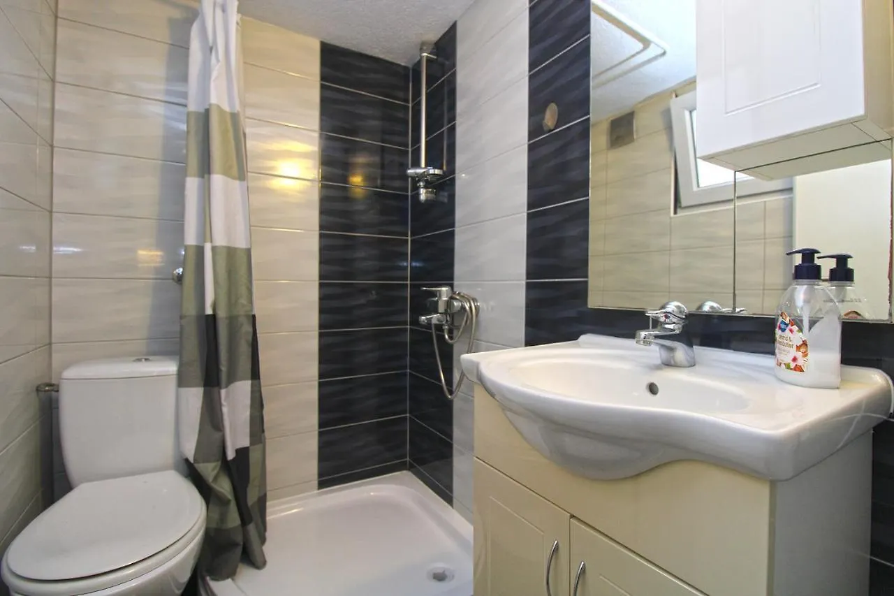 Apartment Adnan 2229 Pula