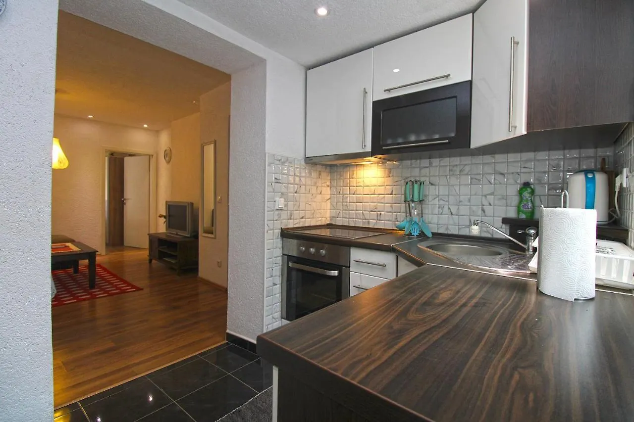 Apartment Adnan 2229 Pula